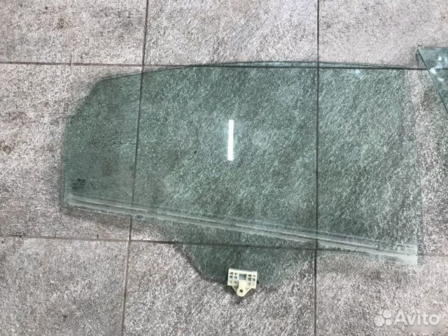 Стекло заднеее правое Hyundai Sonata 7