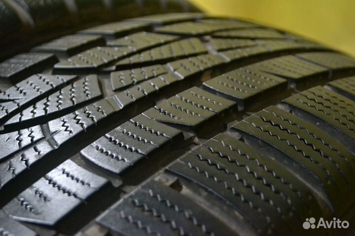 Hankook Winter I'Cept Evo 225/55 R16