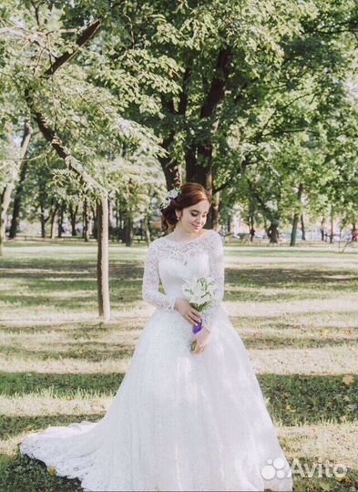 Свадебное платье