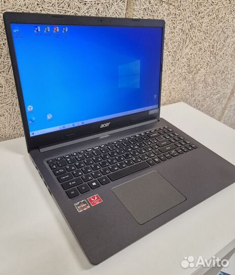 Мошьный Ryzen 5 3500U 8 Потоков по 3.7 GHz