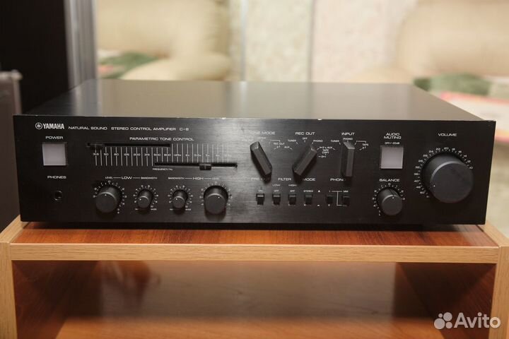 Предварительный усилитель 