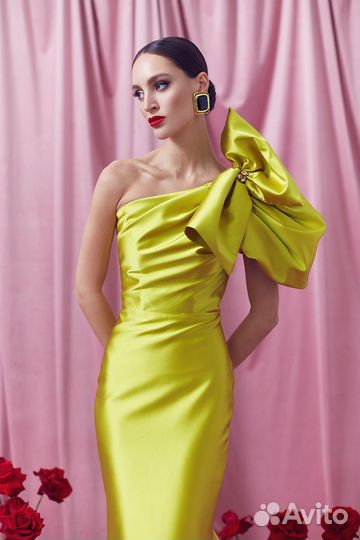 Платье оливковое в аренду