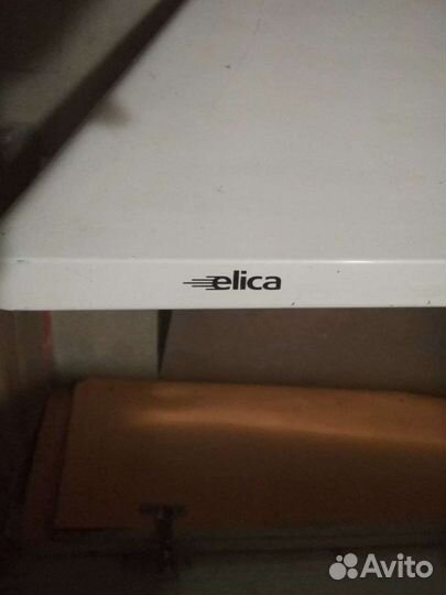 Итальянская вытяжка Elica торг