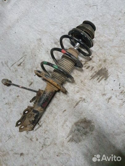 Стойка подвески передняя левая Hyundai I20 PB G4FA