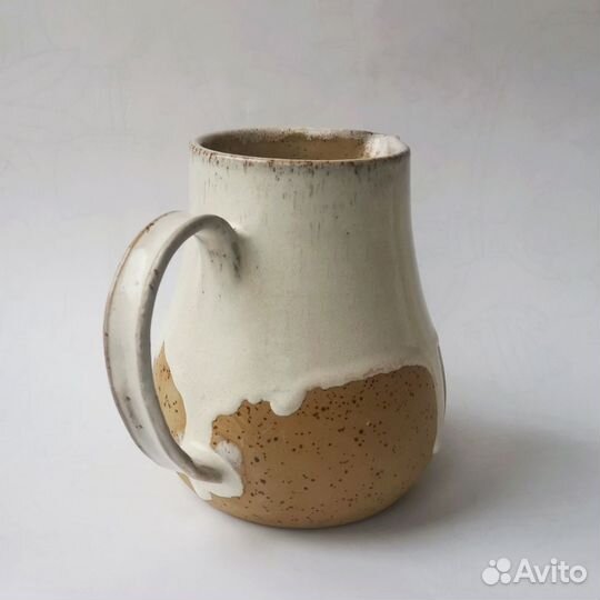 Керамический кувшин ручной работы