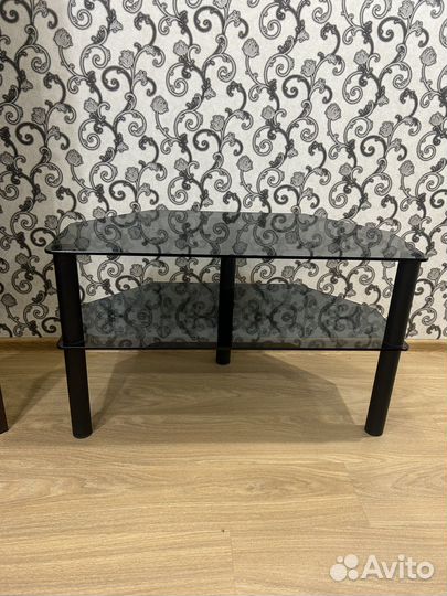 Тумба под телевизор (стекло)