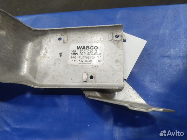 Ресивер пневмоподвески BMW X5 E53