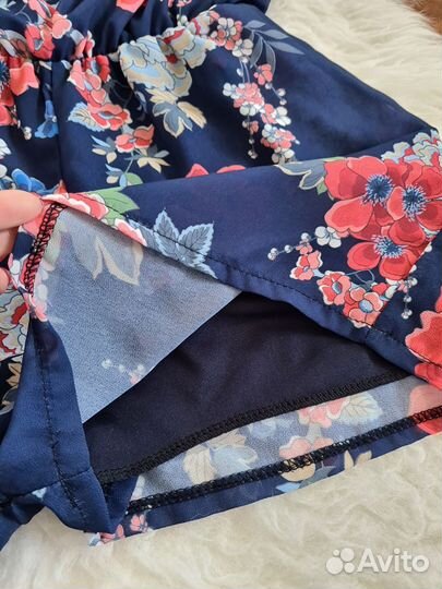 Италия комбинезон шорты цветочный 42-44