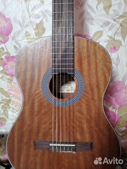 Классическая гитара