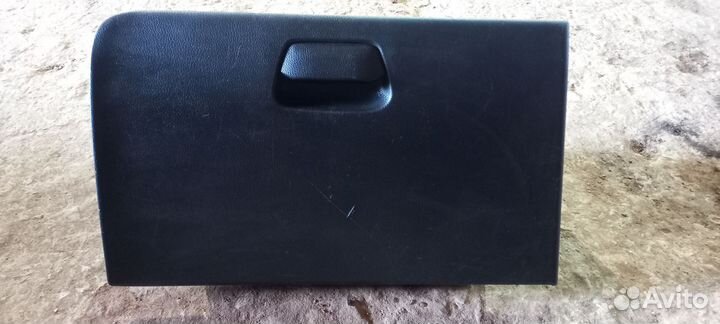 Бардачок Kia Rio3