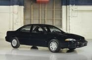 Dodge Intrepid I (1992—1997) Седан