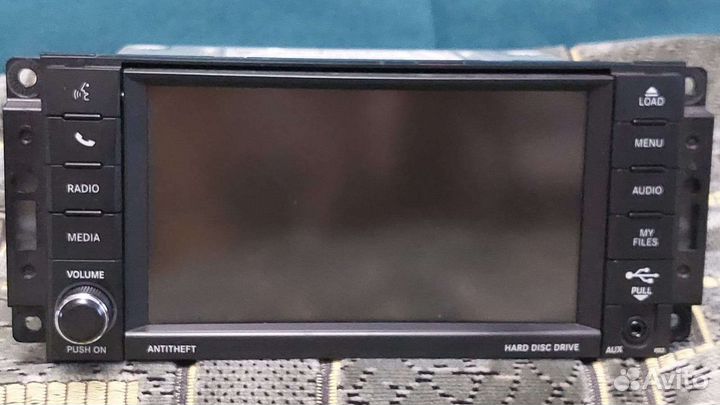 Автомагнитола на Jeep Wrangler JK