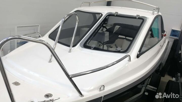 Катер Phoenix 530 HT