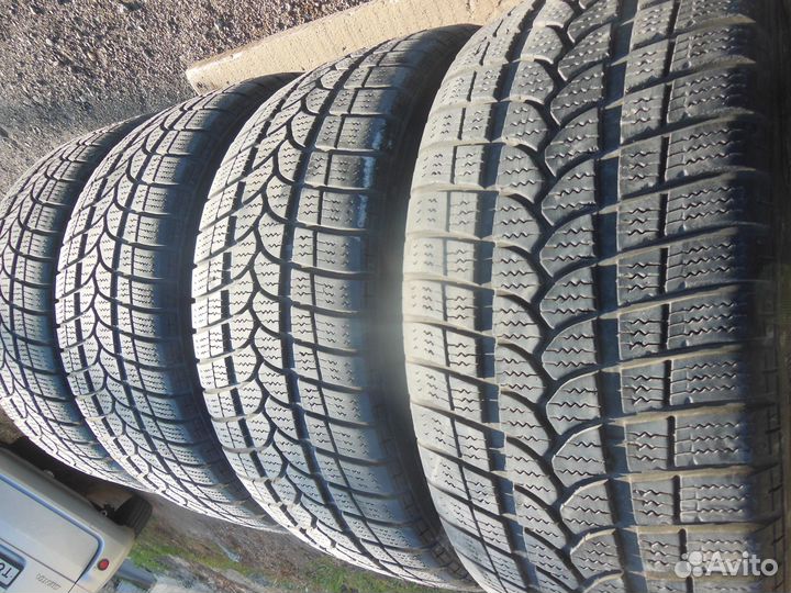 Kormoran SnowPro 235/45 R18
