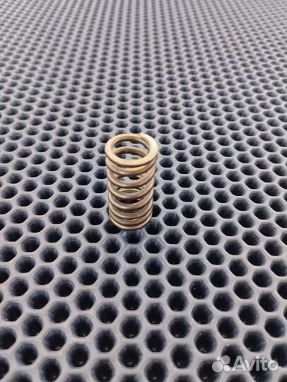 Suzuki gsxr 600 k1 k2 k3 n727 пружина клапана