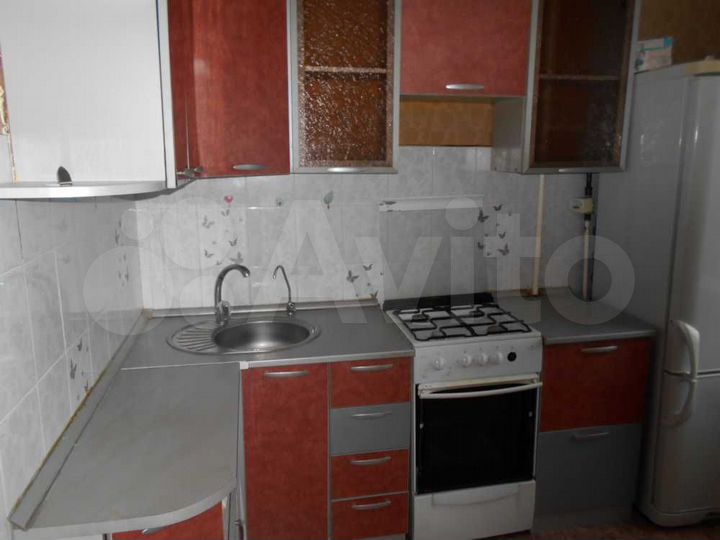 2-к. квартира, 54 м², 6/10 эт.