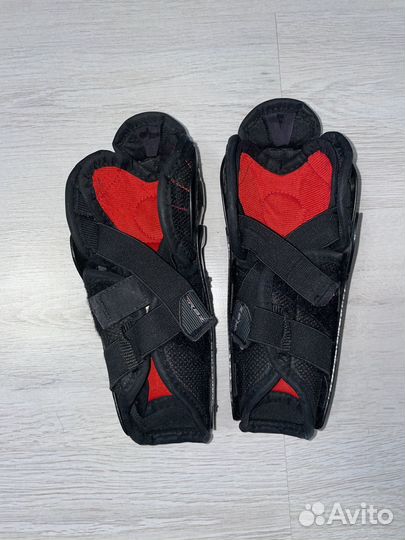 Щитки детские хоккейные CCM RBZ 8