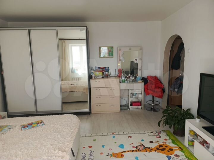 2-к. квартира, 52 м², 4/9 эт.