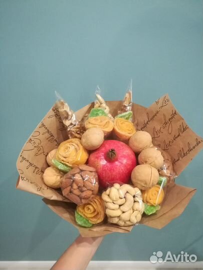 Съедобные букеты из сухофруктов, орехов, подарок