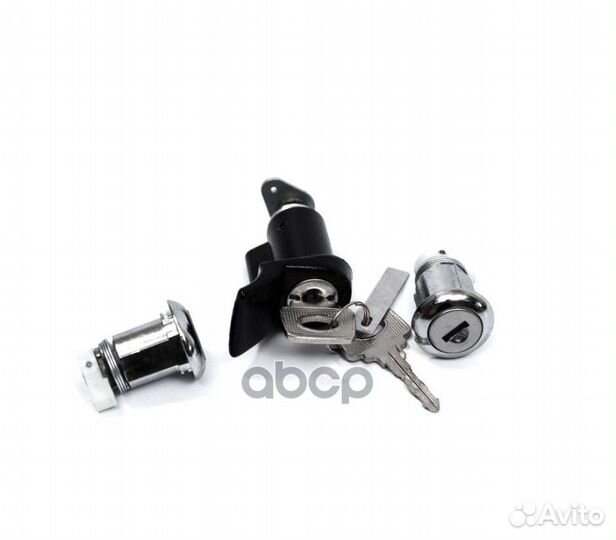 Личинки с замком багажника 2110 