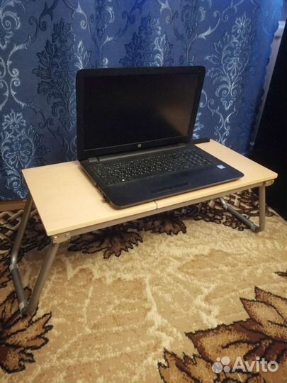 Столик для ноутбука в кровать