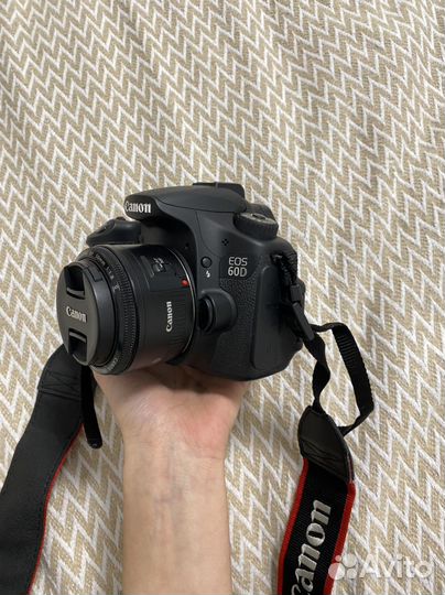 Зеркальный фотоаппарат canon 60d