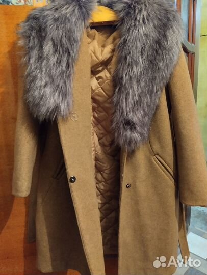 Пальто женское 42 44 бежевое