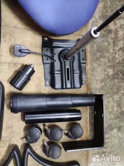 Комплектующие для компьютерного кресла, б/у