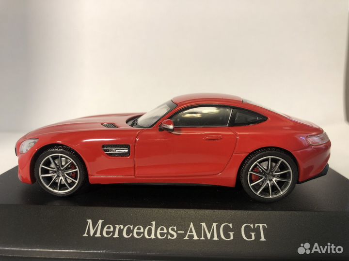 Mercedes-Benz AMG GT в масштабе 1:43 дилерский