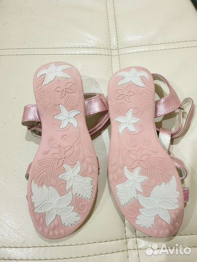 Босоножки для девочки 34р