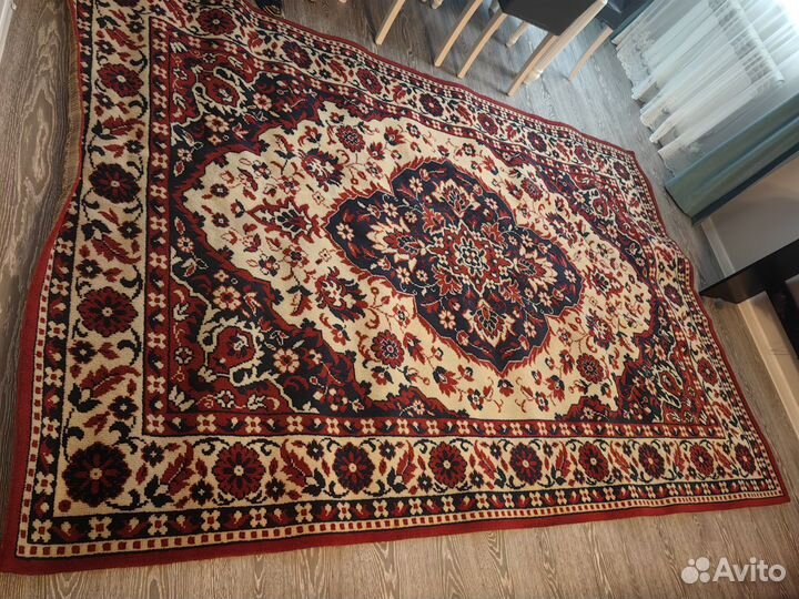 Ковёр из ГДР 200 на 300