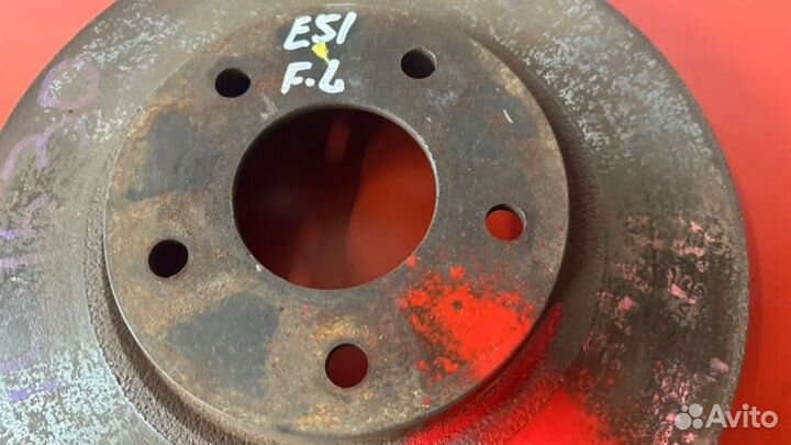 Диск тормозной передний левый Nissan Elgrand E51