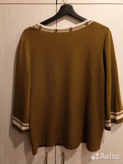 Шерстяной костюм женский с юбкой