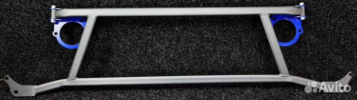 Распорка передняя Infiniti FX35 FX45