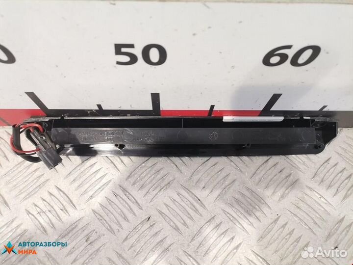 Стоп-сигнал Nissan Primera P11 2000 265909F600