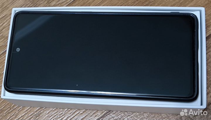 Samsung Galaxy S20 FE, 8/256 ГБ