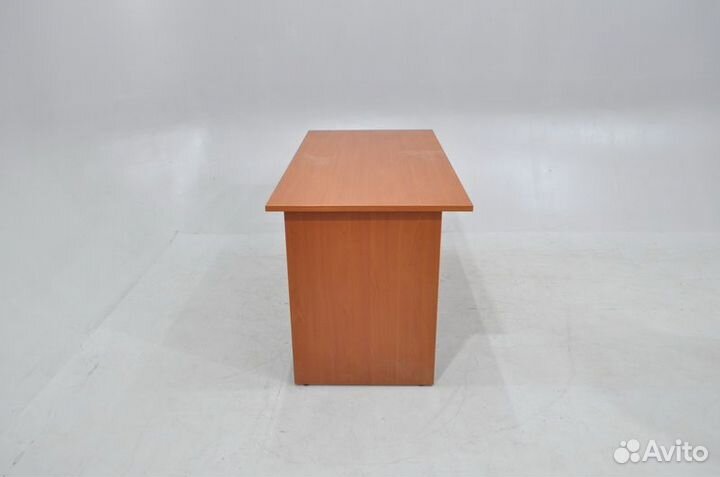 Стол офисный