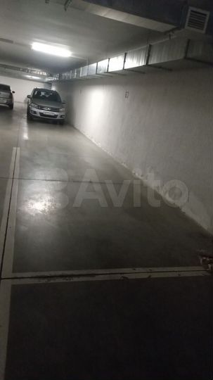 Машиноместо, 15 м²
