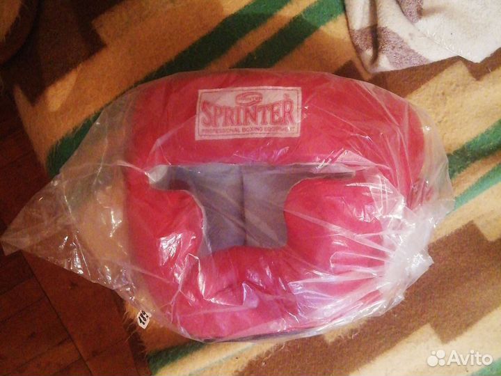 Комплект одежды для рукопашного боя и теквондо