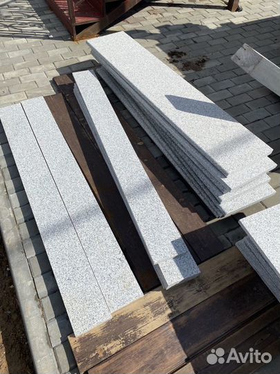 Гранит для мощения поштучно/комплект