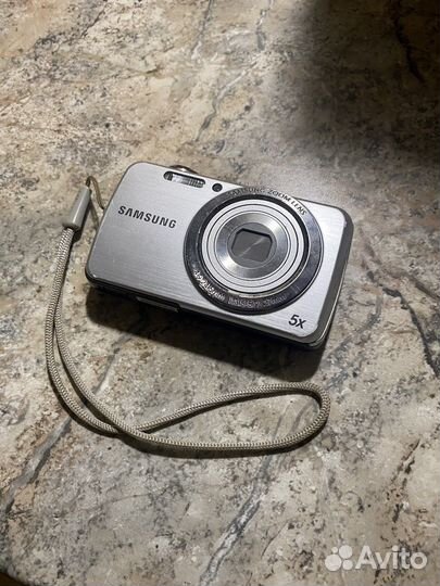 Компактный фотоаппарат