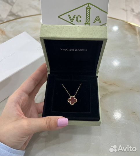 Van cleef подвеска