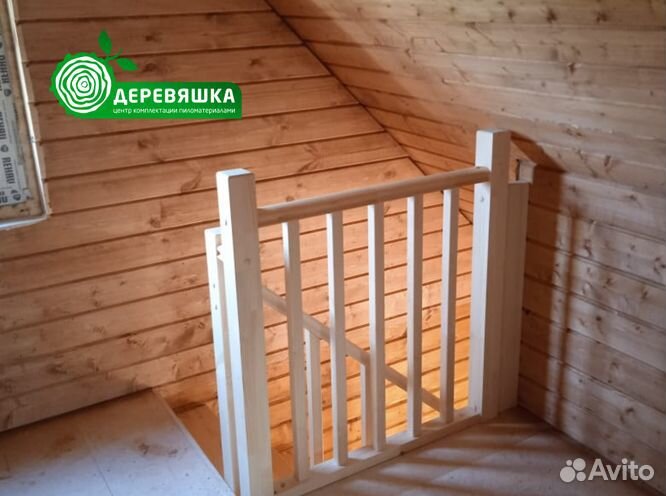 Лестница деревянная
