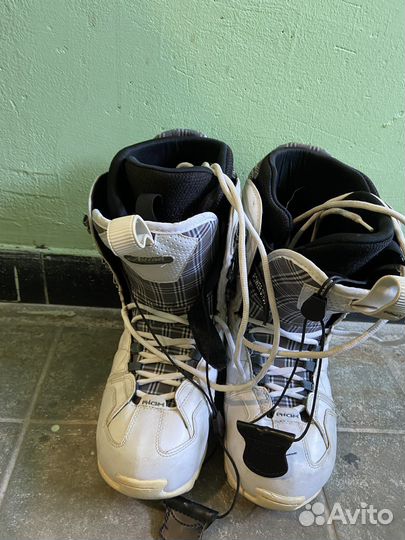 Сноубордические ботинки