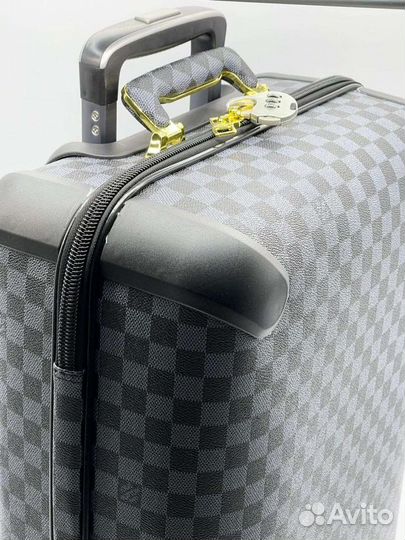 Чемодан Louis Vuitton