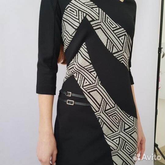 Платье трикотажное женское 44