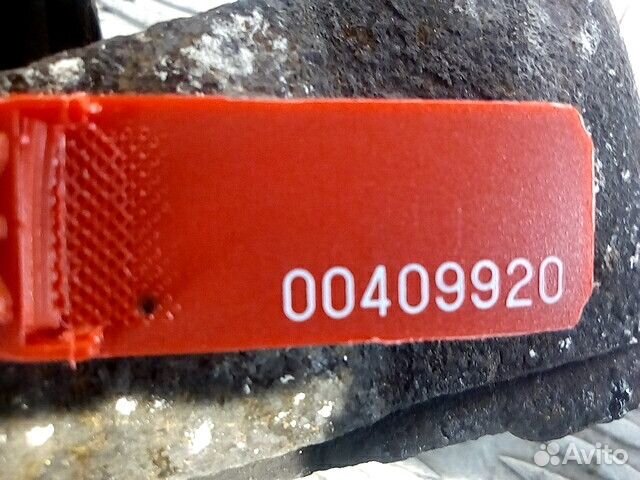 Суппорт передний правый Volkswagen Polo 4 2004