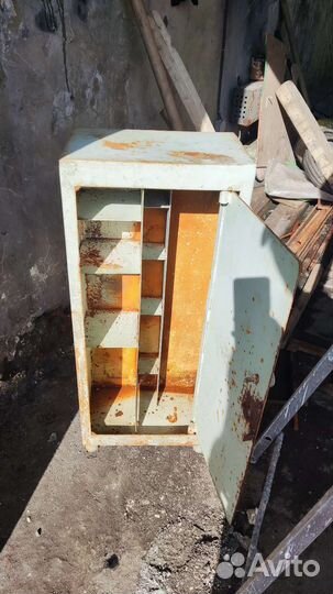 Оружейный сейф бу