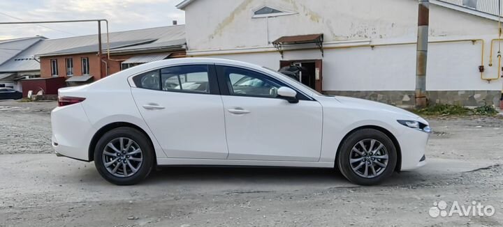 Mazda 3 2.0 AT, 2023, 16 км