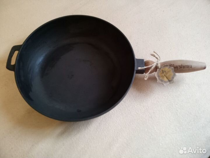 Сковорода чугунная 
